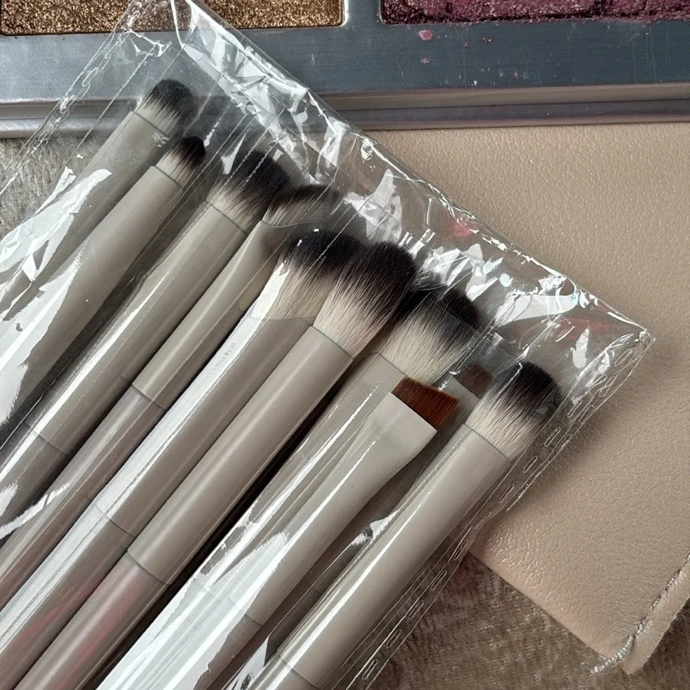 Brand New Elf x Chipotle Mexican Eyeshadow Palette & 10-Piece Brush Set w/ Pouch